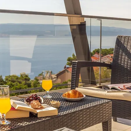 Amazing In Medici With Kitchen Apartment *